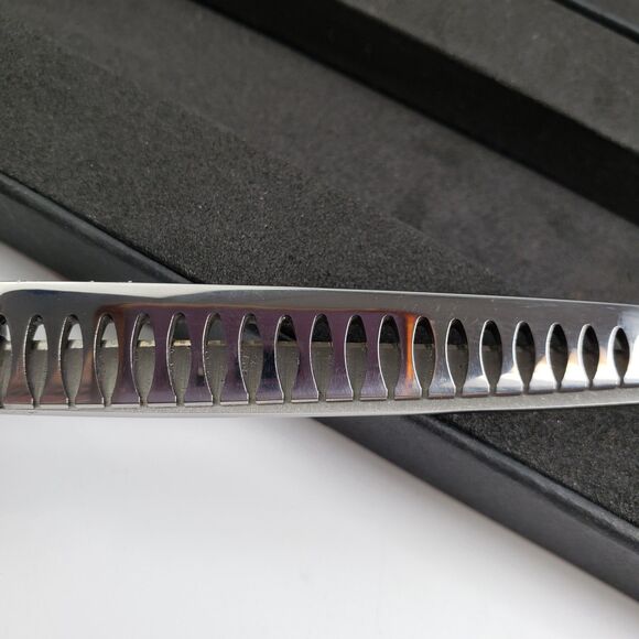 Professional Barber Hair Cutting Scissors/Shears (7-Inches) Stainless Steel - Picture 15 of 16